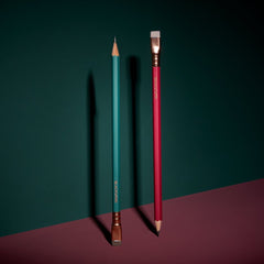 Blackwing matte pencils in green and red