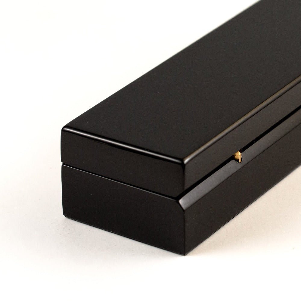 Blackwing Piano Box - black wood box with gold hinge